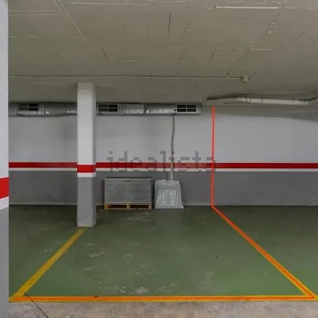 With Pool And Parking Appartement