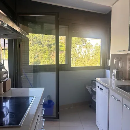 Appartement With Pool And Parking *